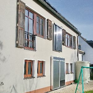 Gut gelüftet mit Hilfe der Sonne und dem GRAMMER Solar TWINSOLAR Schluss mit dicker Luft im Keller