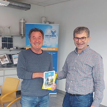 Gut gelüftet mit Hilfe der Sonne und dem GRAMMER Solar TWINSOLAR 30 Jahre Solartechnik - Siegfried Schröpf feiert Jubiläum