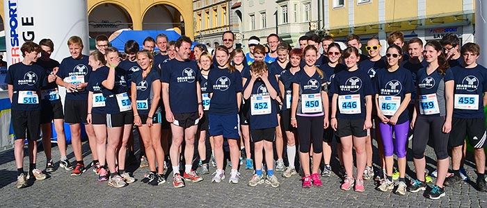 Running Night Grammer Solar